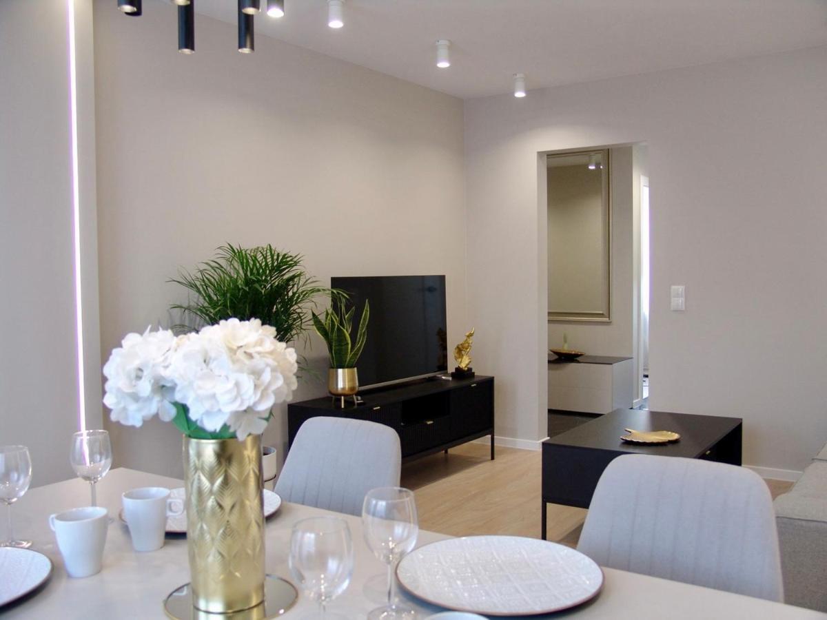 Zb Apartment Beige Piekary Slaskie Bagian luar foto